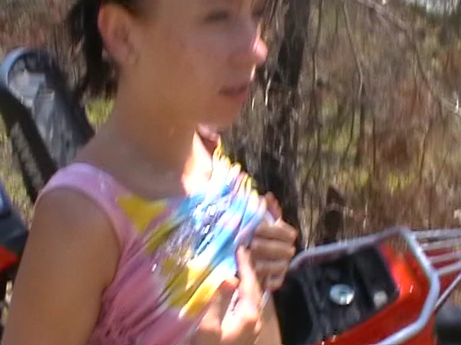 Leony April in amateur hot chick having hardcore sex in nature