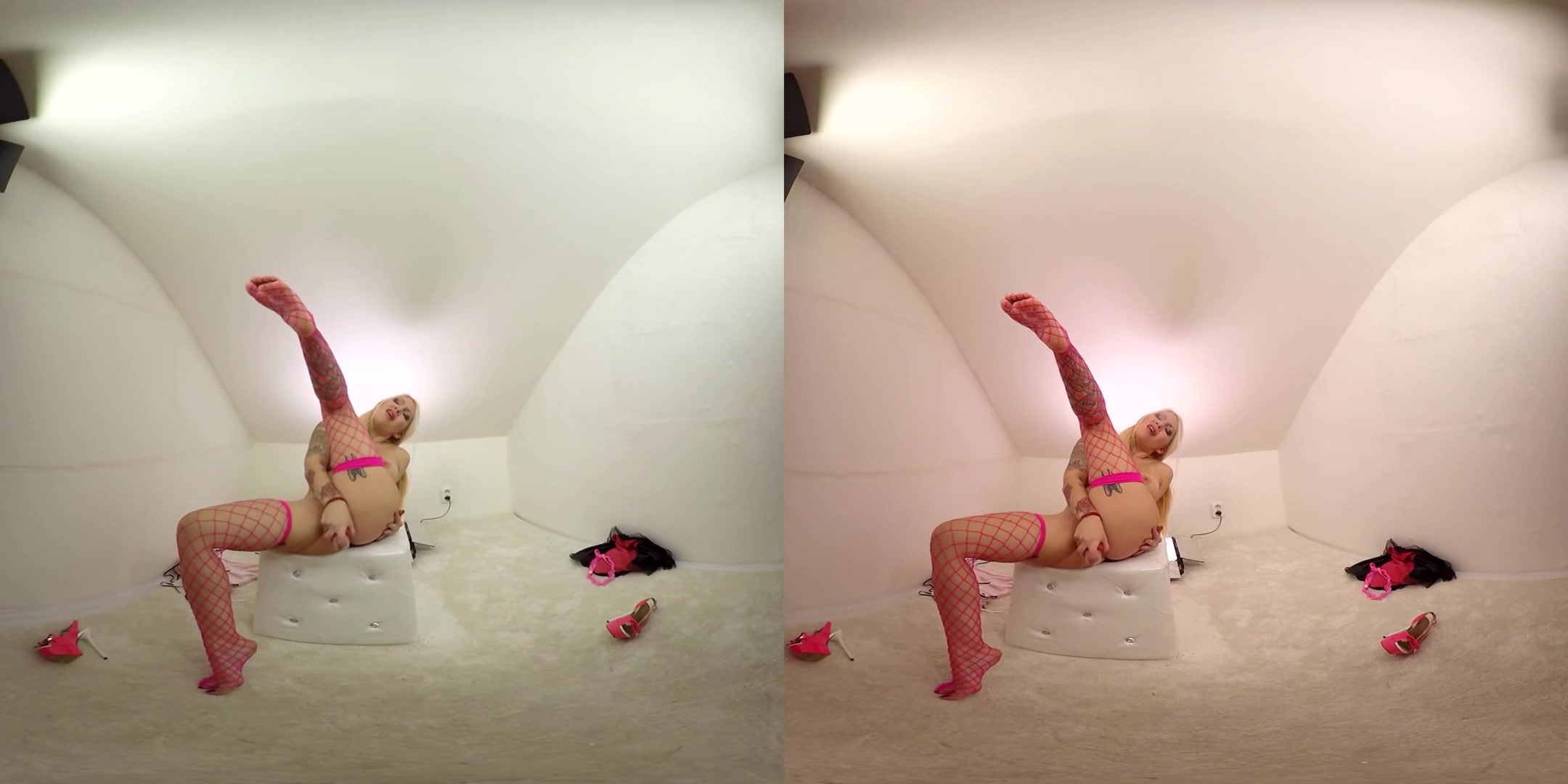 226 - Vanessa Sweet - Blonde Fishnet Stockings Toying