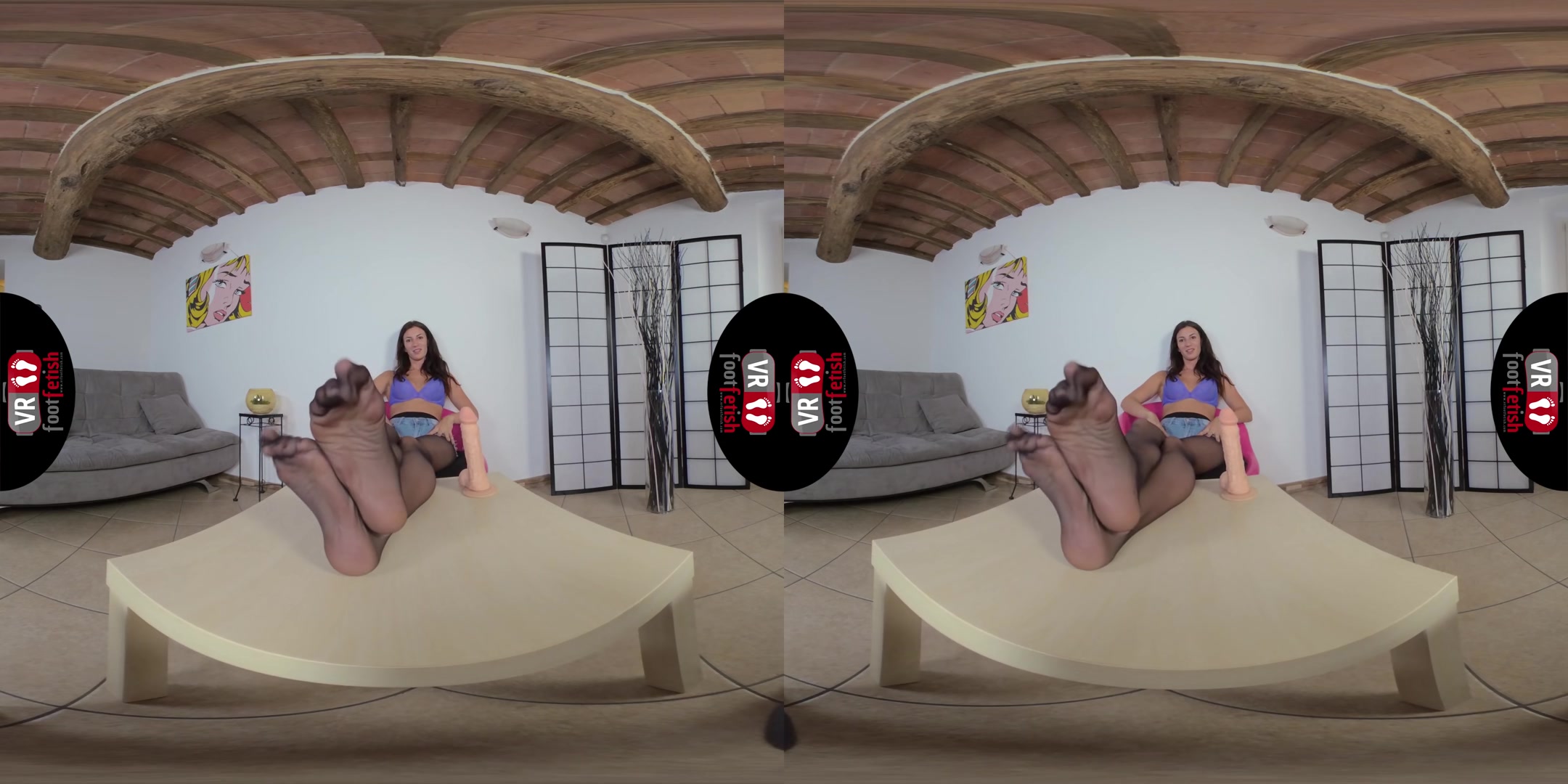 Jaw-Droppingly Sexy Lilian Tells You How To Jerk Off - VRFootFetish