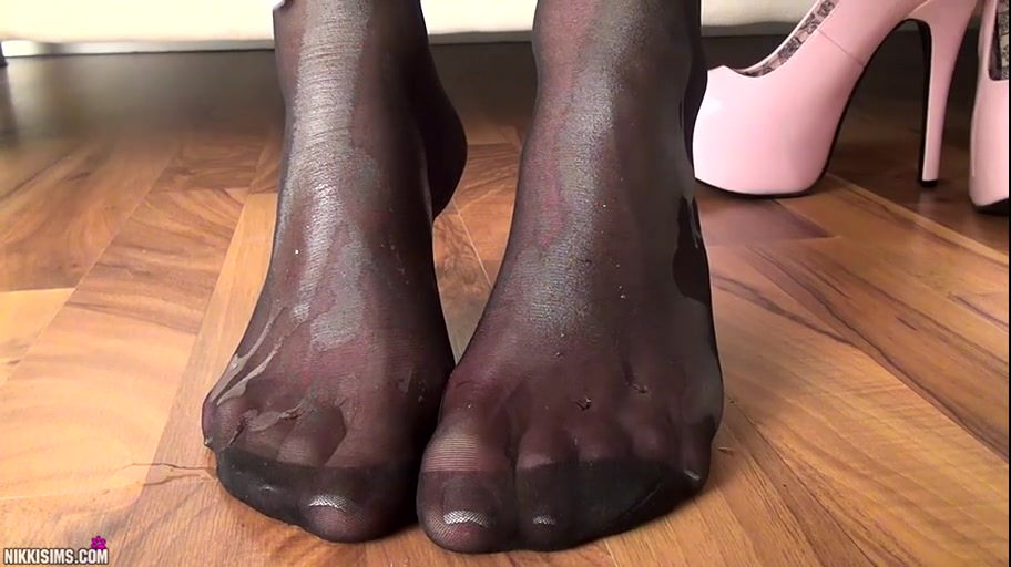 Nikki Stockings Feet