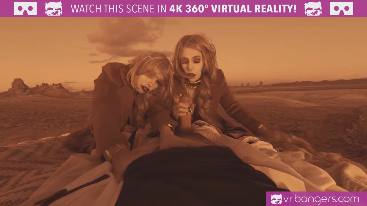 VRBangers.com-Two hot blonde babes fucking hard on mars parody threesome