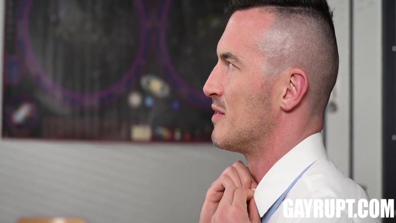 Noah Asli, Derek Kage And Gay Porn - Assistant 7 Min
