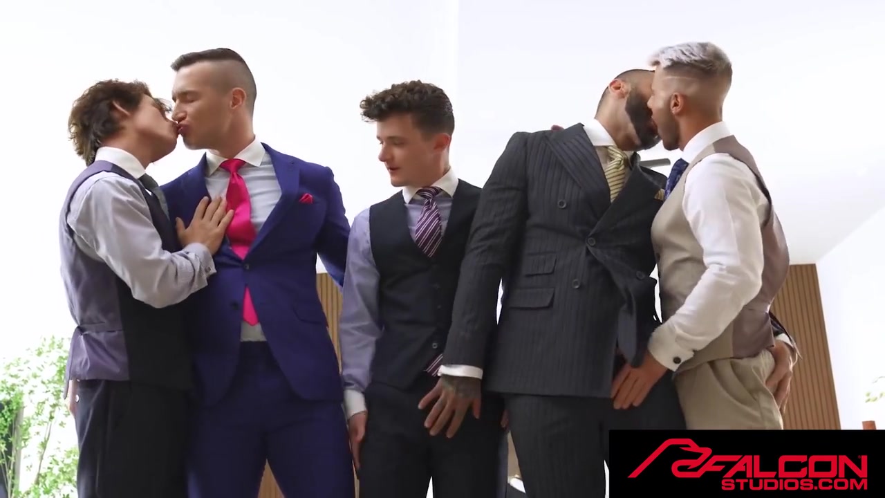 Gay Orgy - Upside-down Cum On Wrecked Escort Holes With Drew Valentino, Derek Kage And Allen King