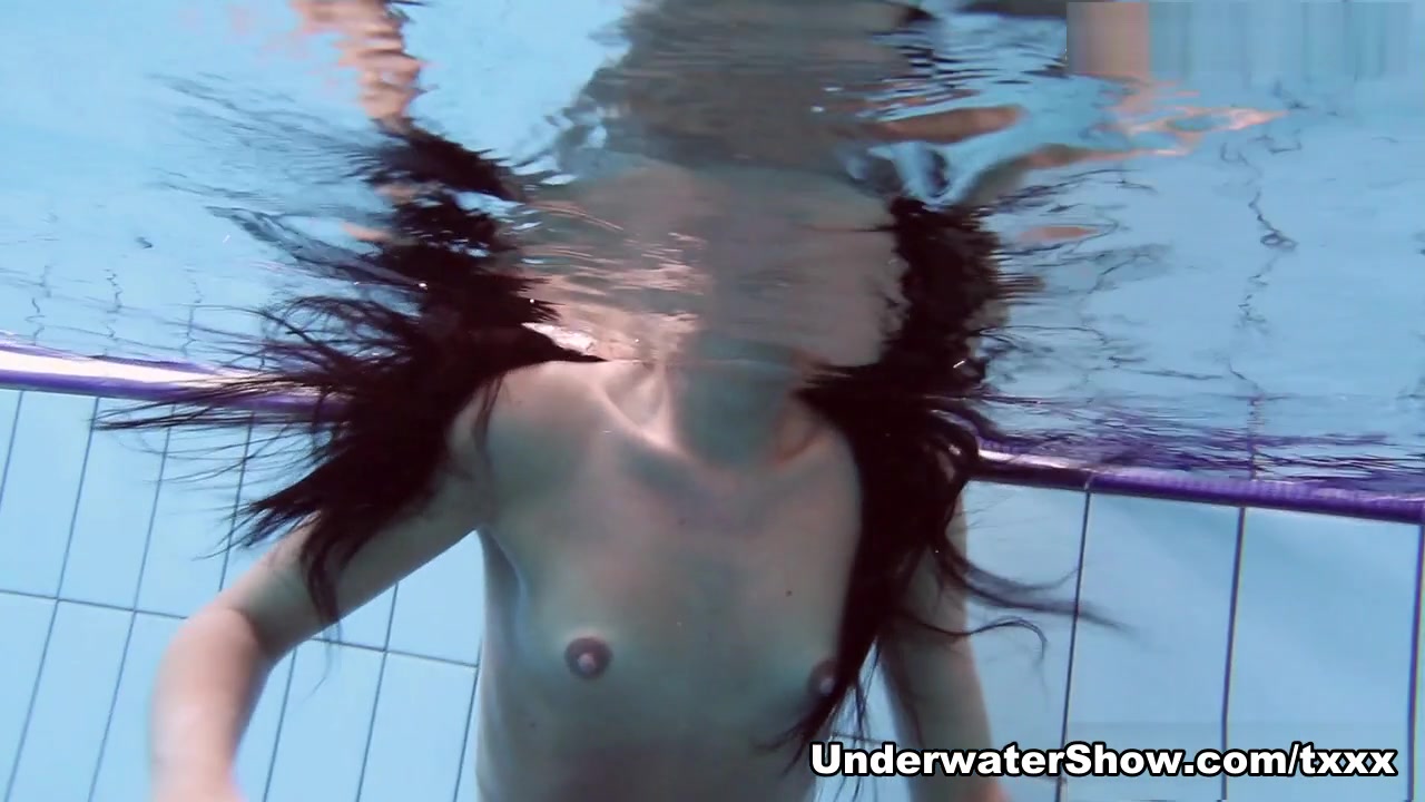 UnderwaterShow Video: Zhanetta
