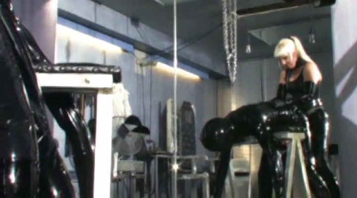 Fraeulein Mina - Kinky Rubber Excess
