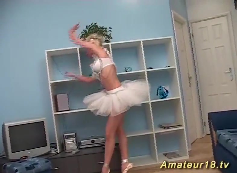 kamasutra sex with skinny ballerina