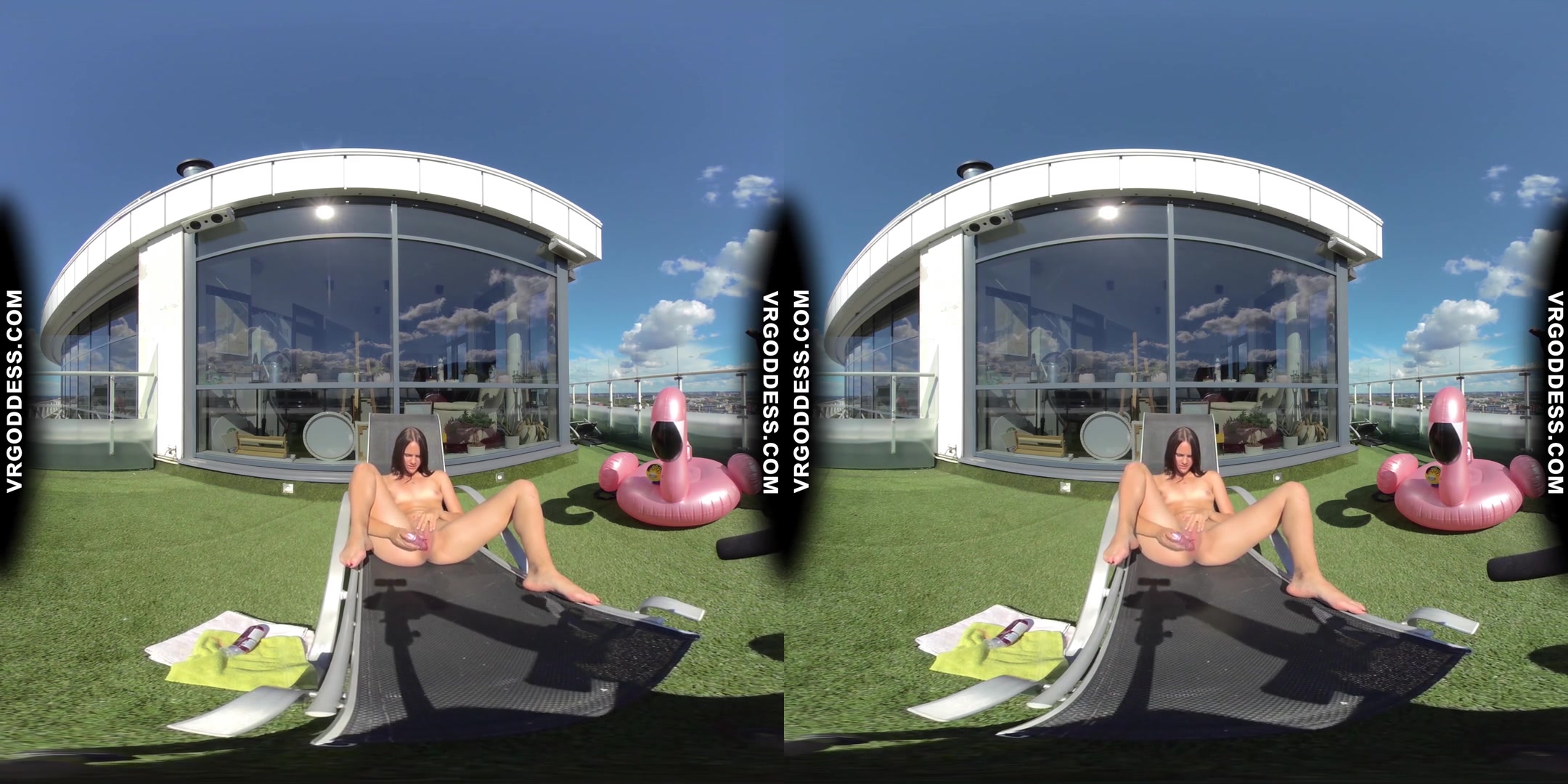 Hot Teen Roaslina Naked Sunbathing Bubbles Dildo Orgasm