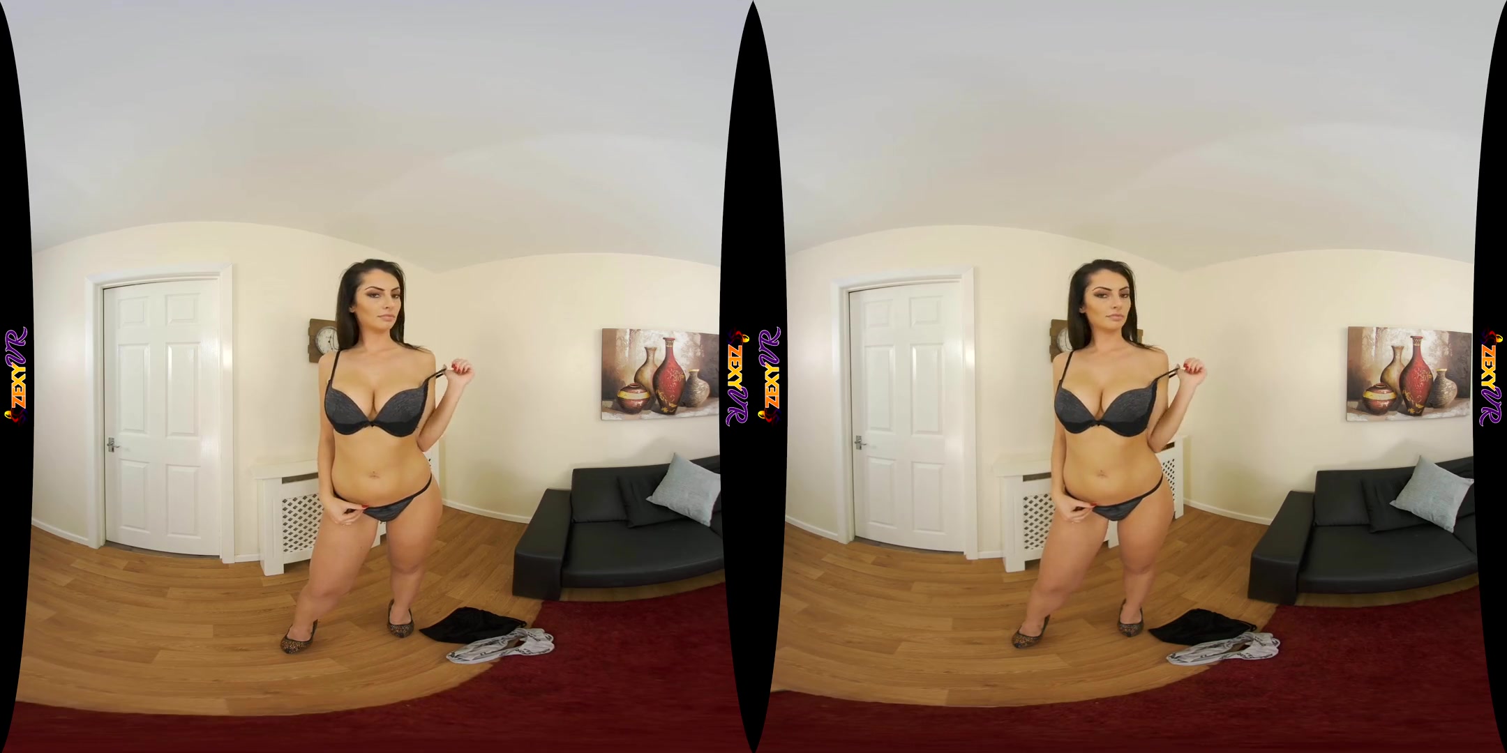 Holly in Look - Busty Curvy Babe Sexy Striptease - ZexyVR