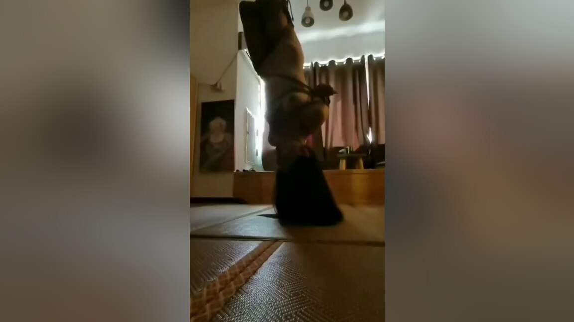 The lovely Korean girlfriend has sex with her lover.