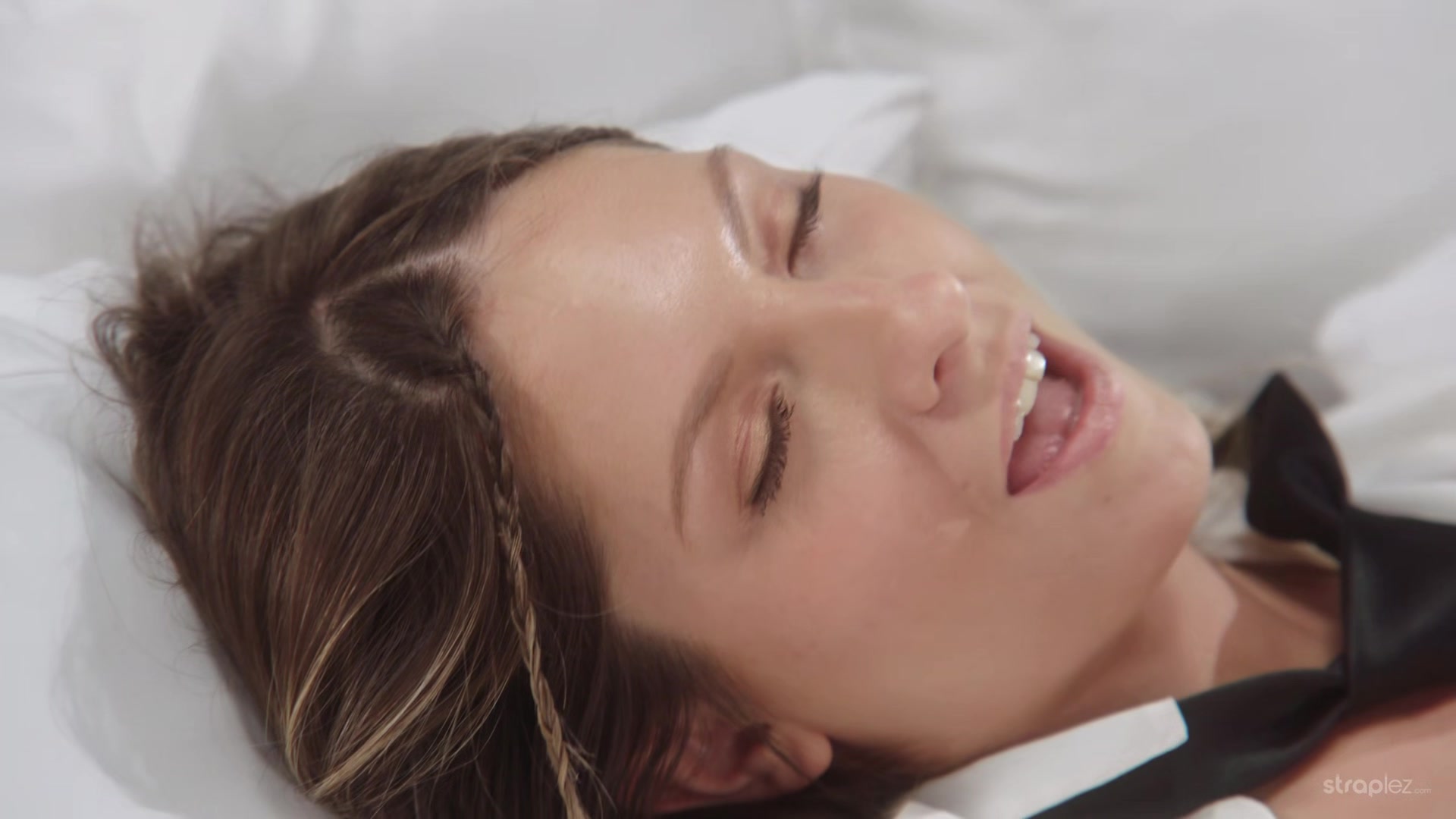 The Plaything 2 - Alexis Crystal & Rebecca Volpetti