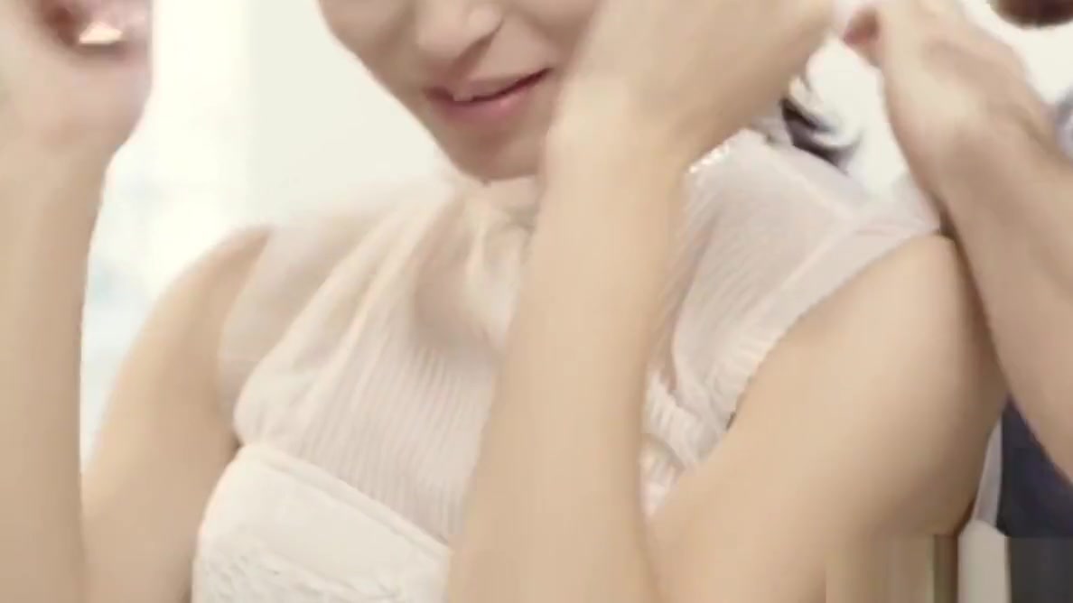 Lonely tranny finding solace with huge dong