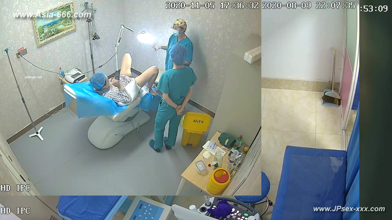 Peeping Hospital patient .4