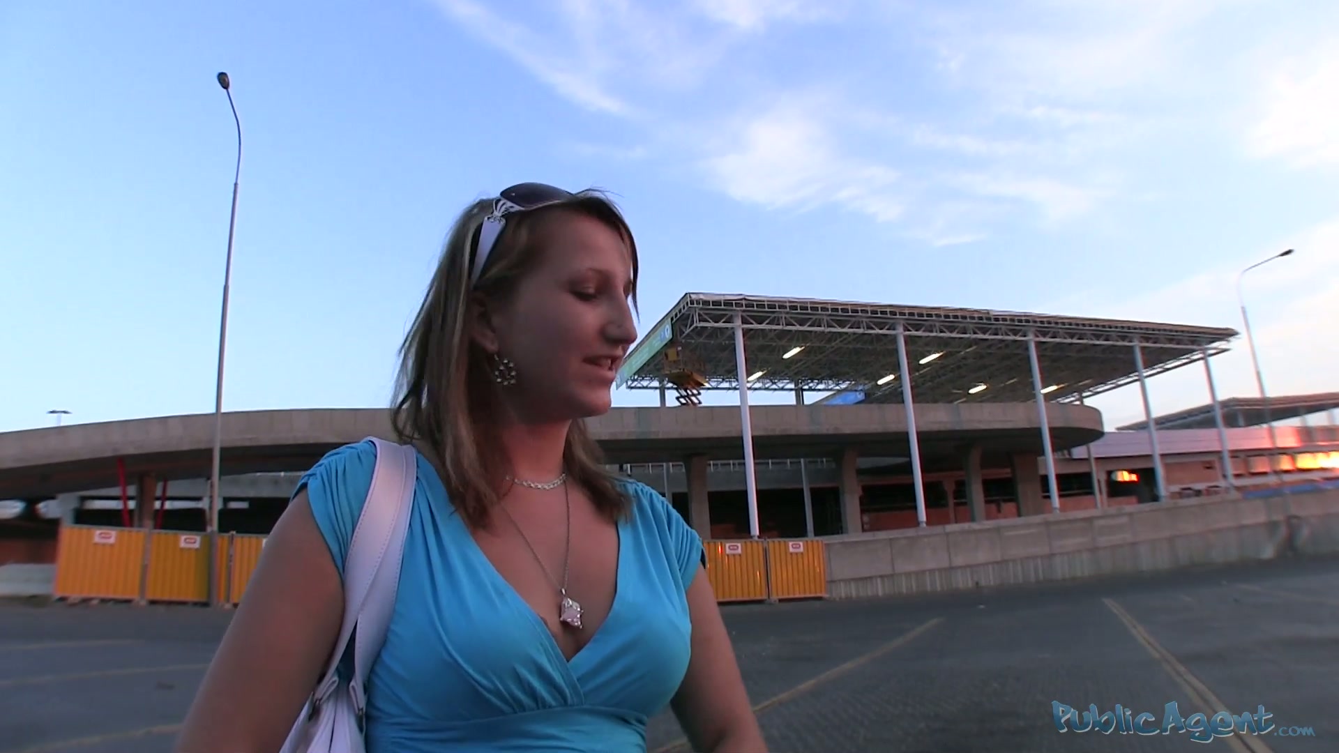 PublicAgent Clip. Tess
