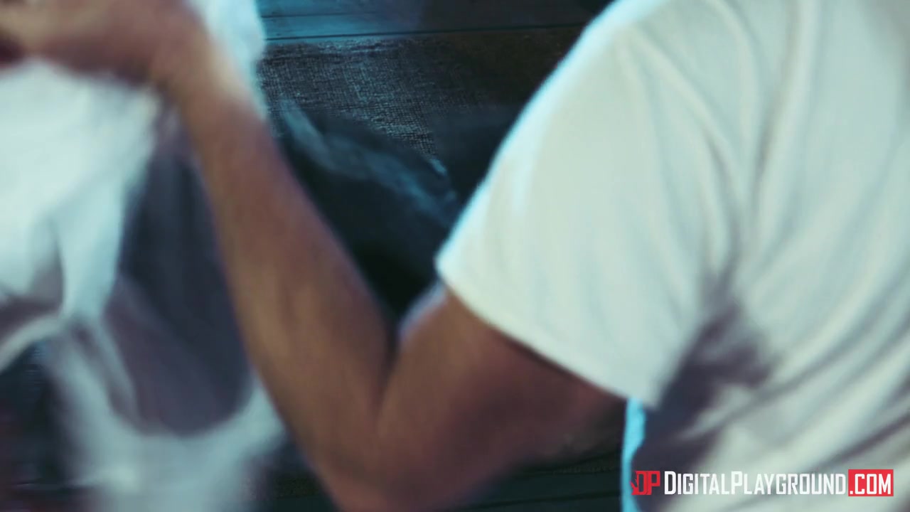 Kimber Woods & Xander Corvus in Highway Home Scene 4 - DigitalPlayground