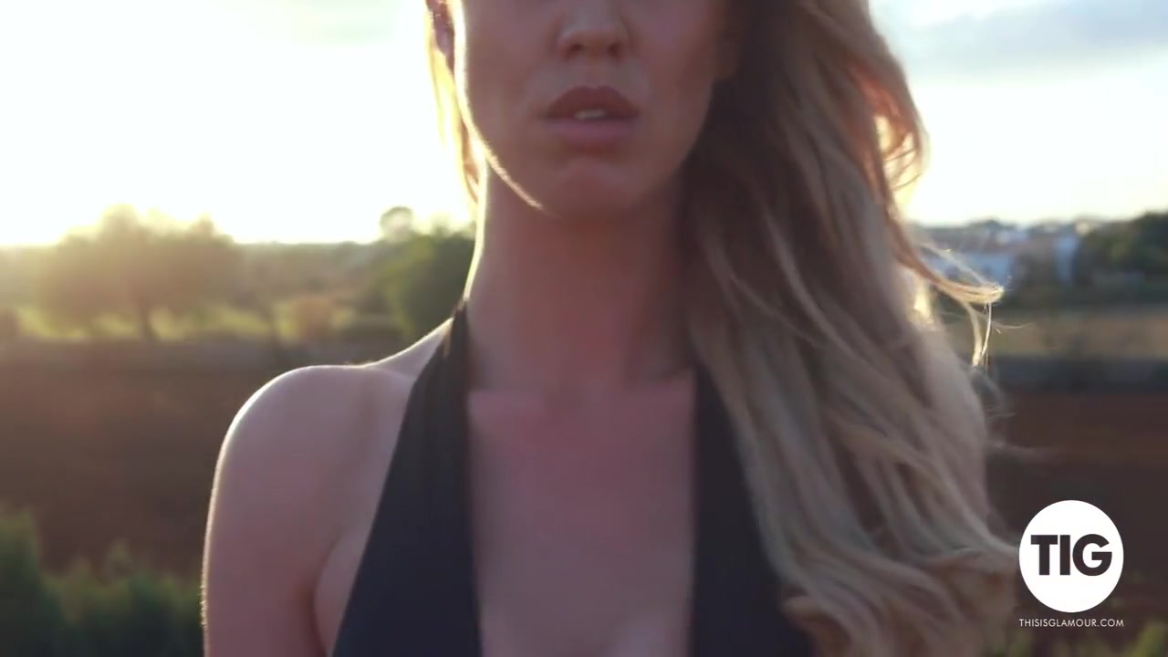 Kristy Leonie Shooting In Black Lingerie Outdoors