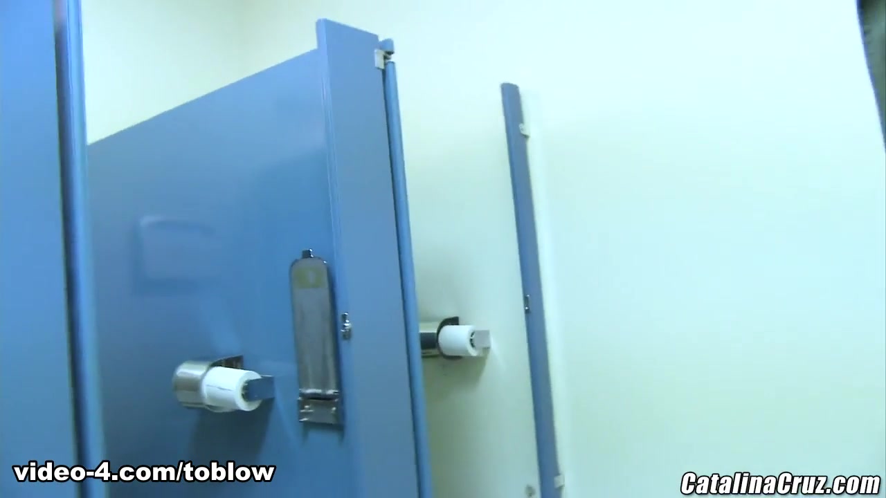 Nicole Ray - LicensedToBlow