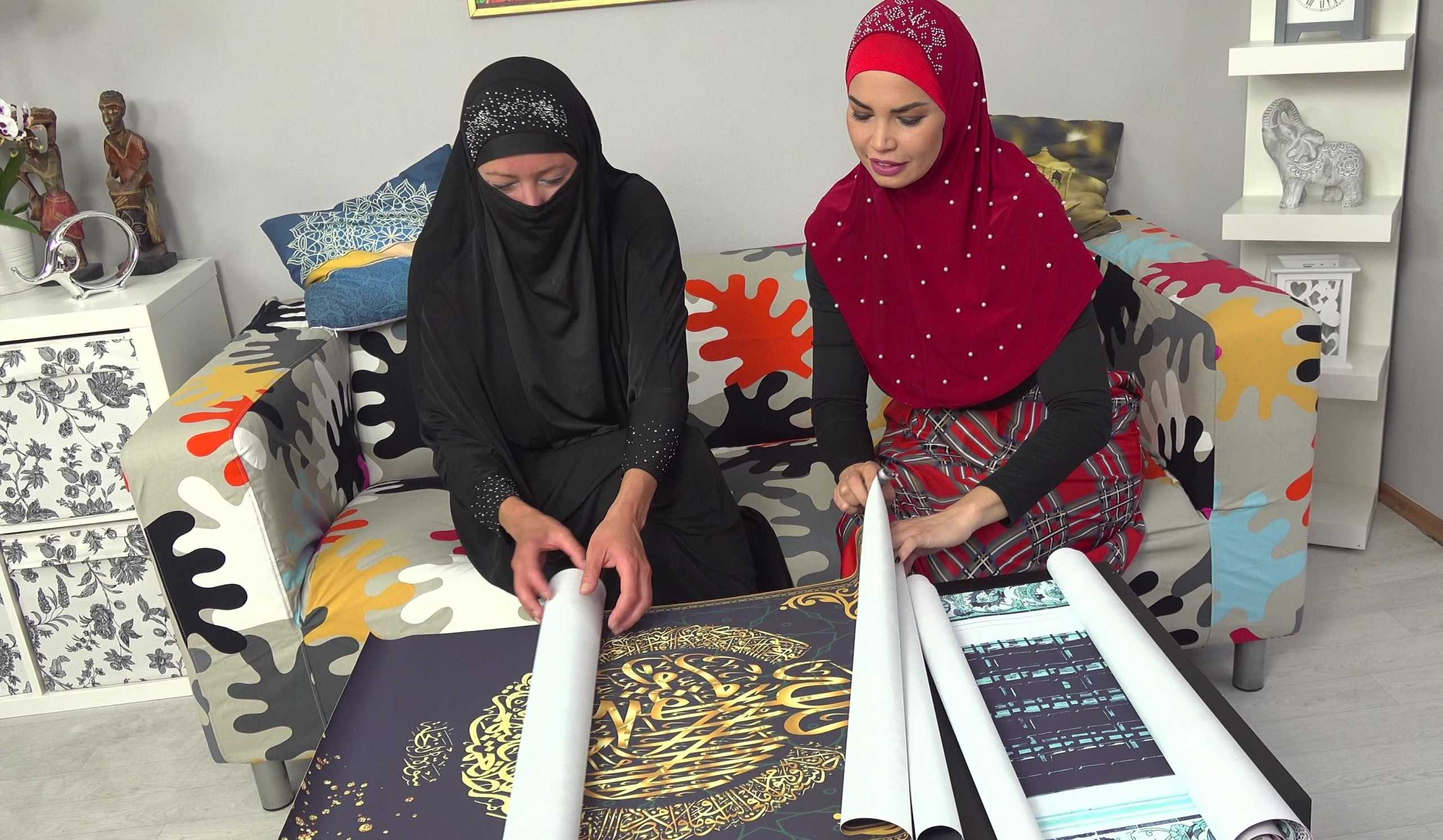 Elisa Tiger & Chloe Lamour & Max Dior in Muslim Slut Fucks For Posters - Porncz