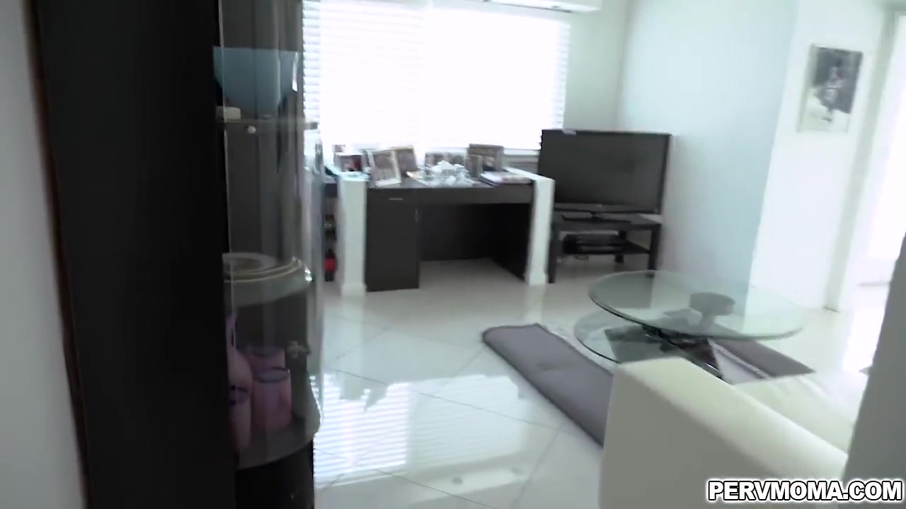 Naughty Wife Swallows Stepson Dick With Honey Blossom