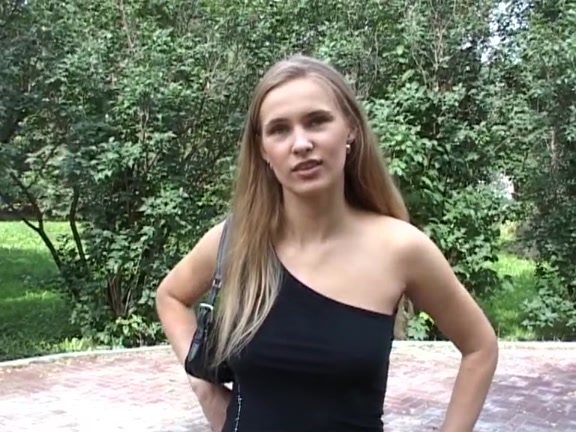 Non-Professional movie scene sex in the kitchen and living room explosion