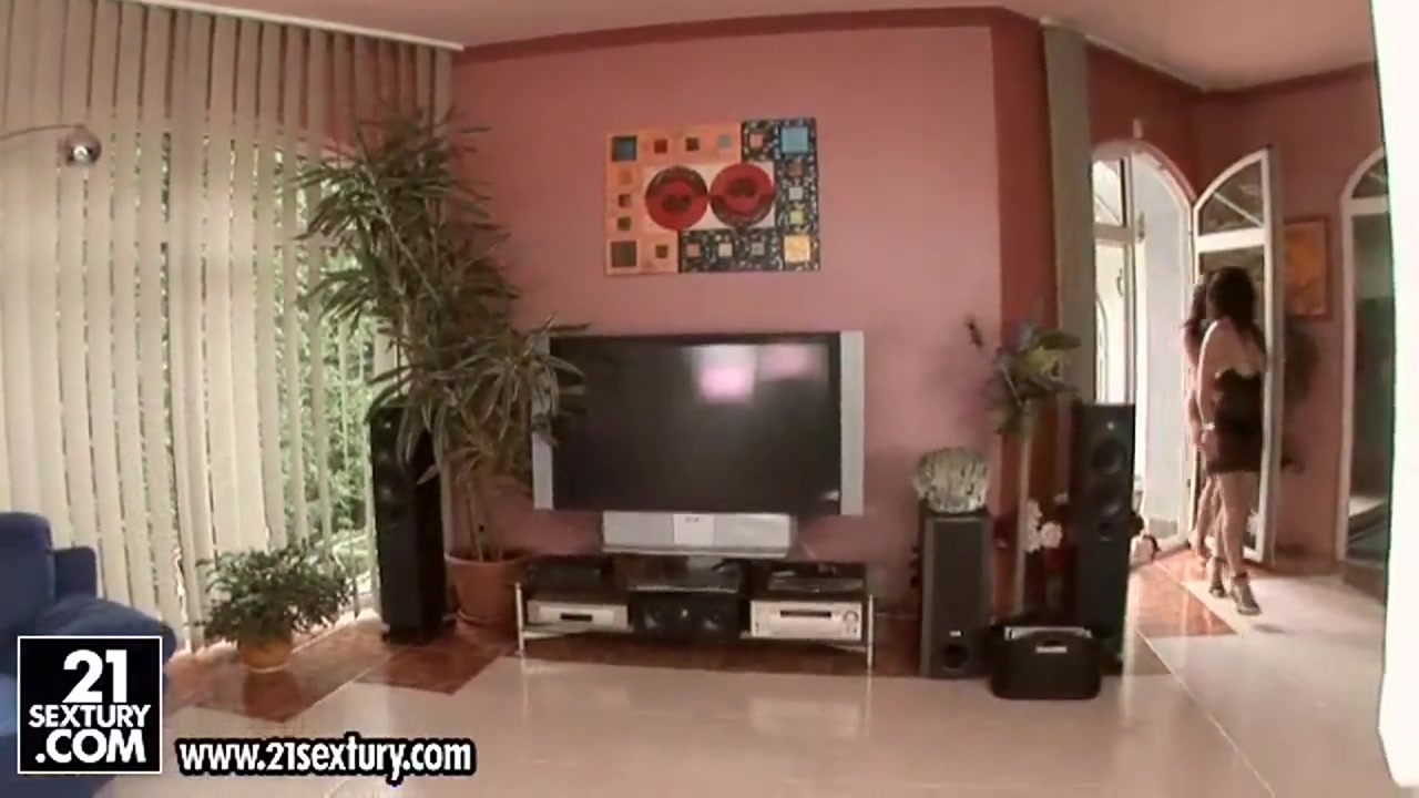 Funny masturbation scene with two sluts Nicol Needman and Sandra