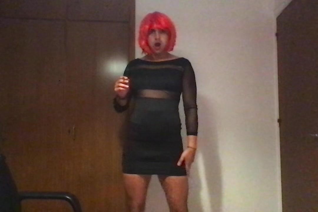 Sissy Dancing - Being bitchyy