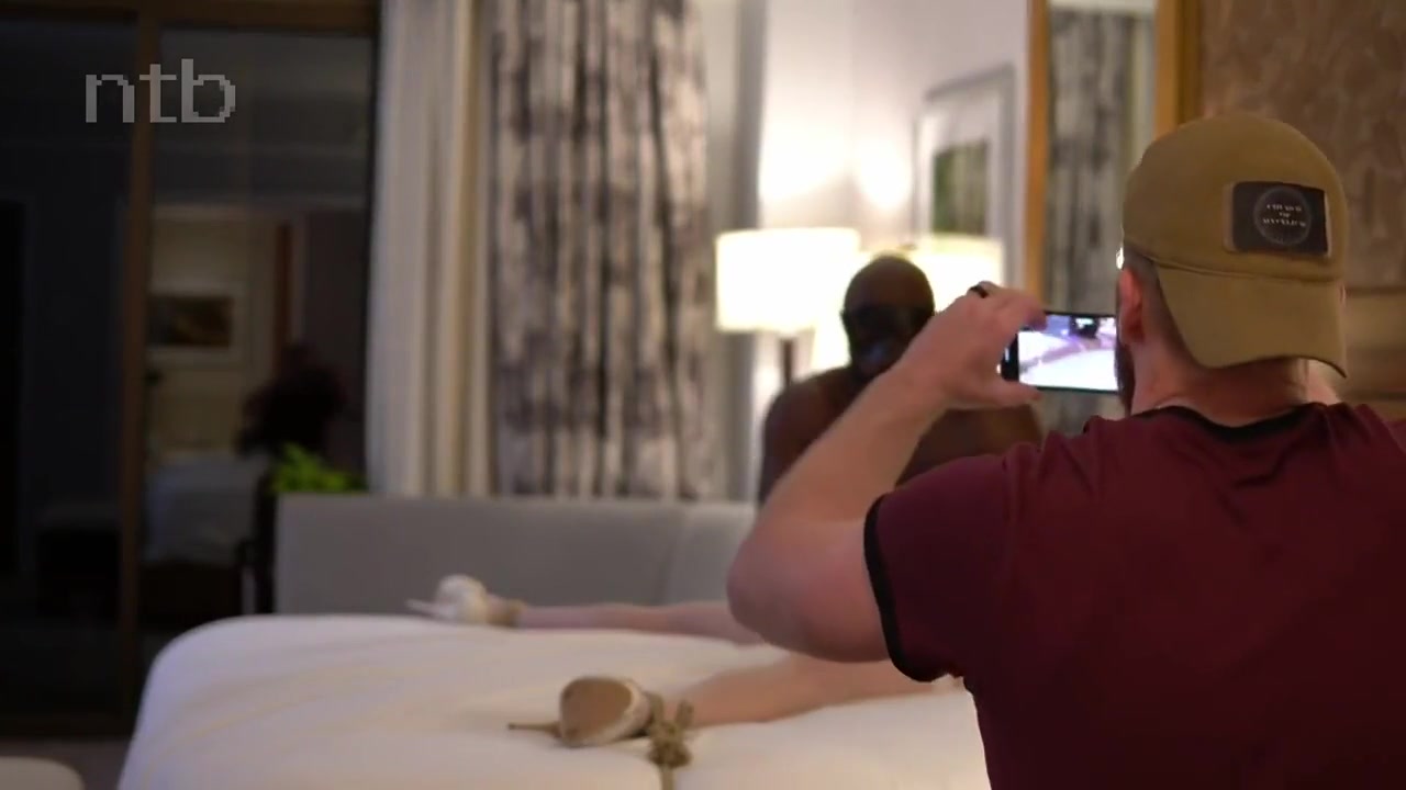 Rebecca Love - Tied Wife Gets Her Bbc Hubby Films Casting