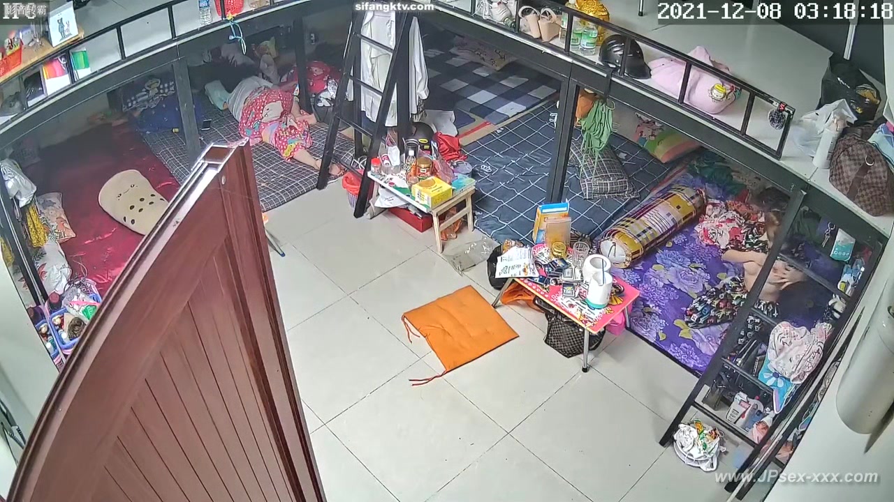 chinese girls dormitory.4