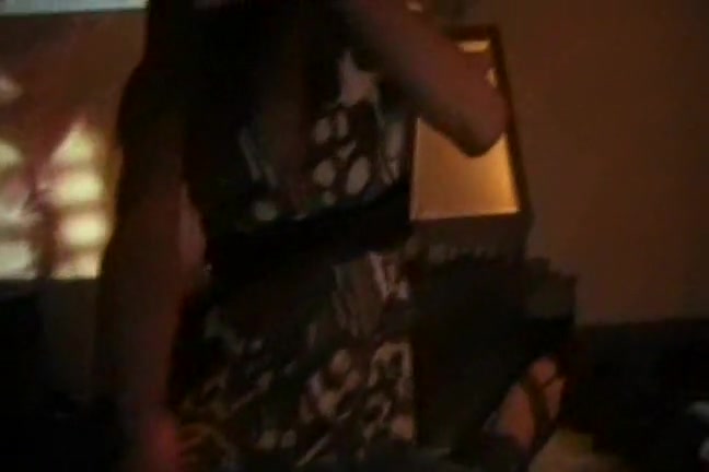Ebony girlfriend filmed satisfying her boyfriend