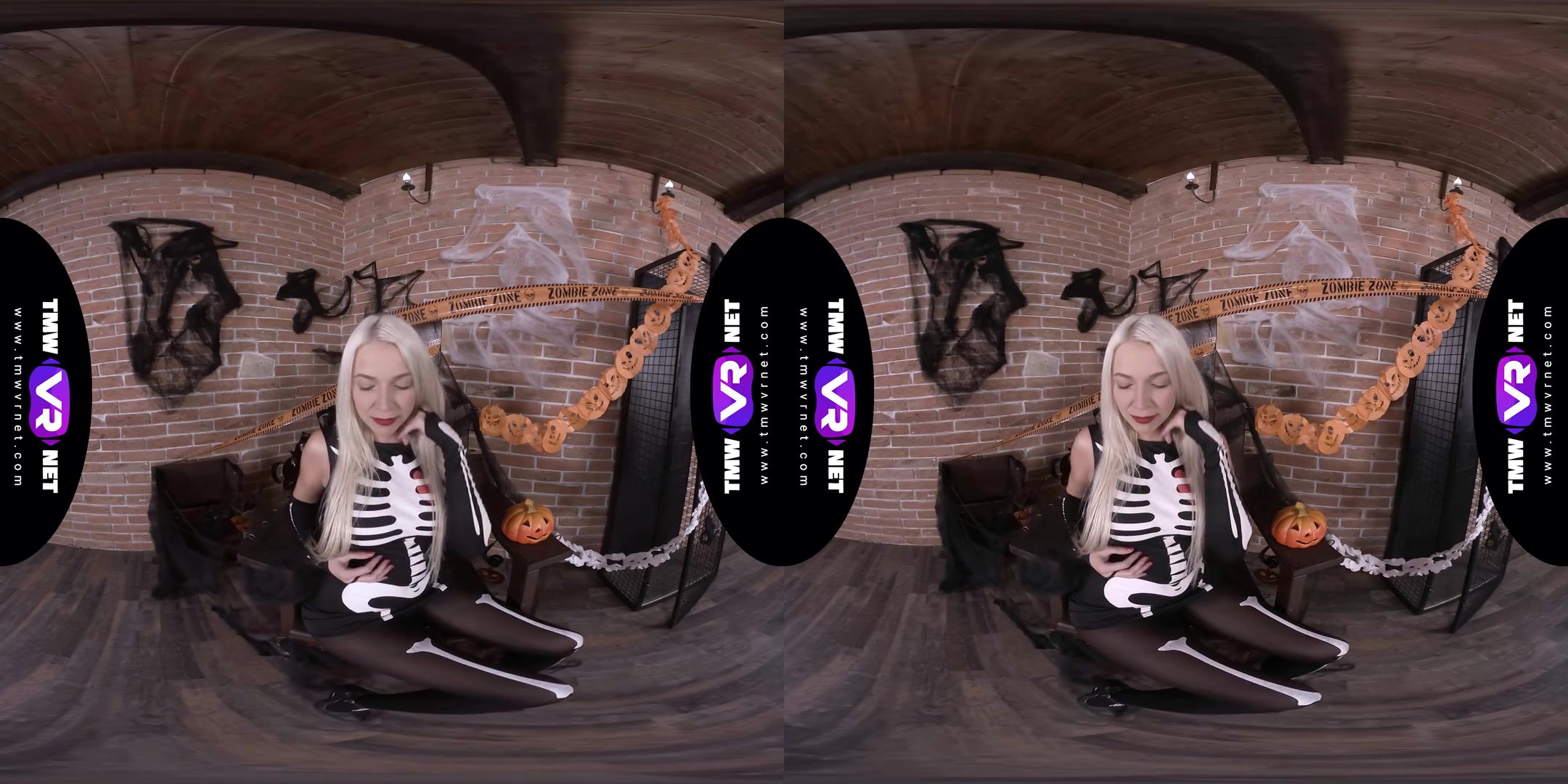 Karol Lilien in Spooky Night Preparation - TmwVRNet