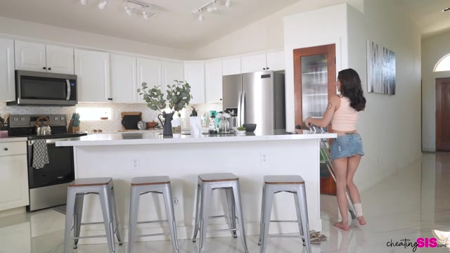 Fucking The Delivery Guy - S1:E2 - Nubiles-Porn