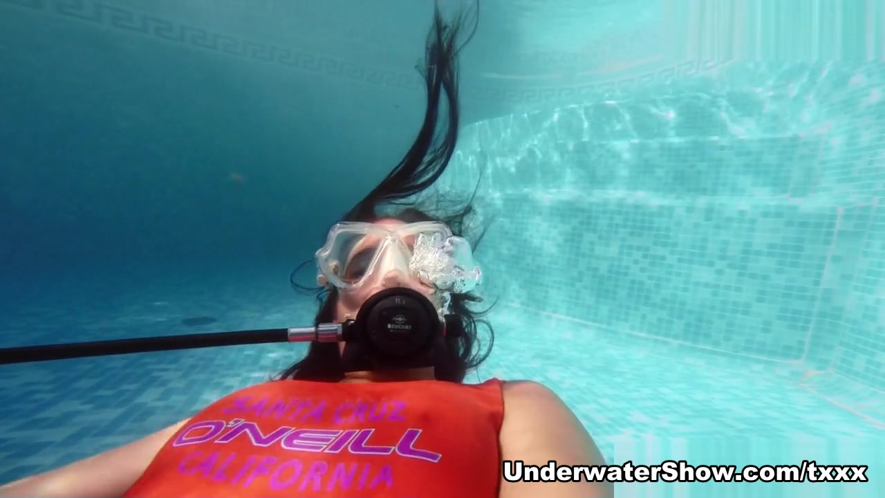 Bruna Amelie Video - UnderwaterShow