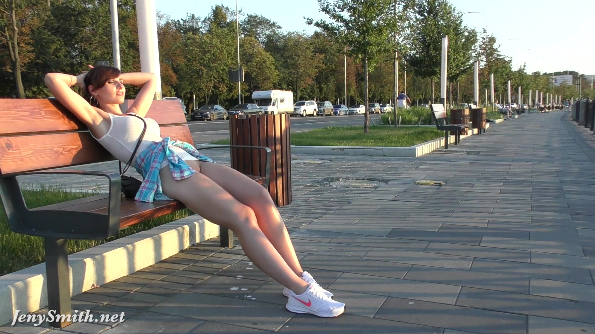 Jeny Smith bottomless ride