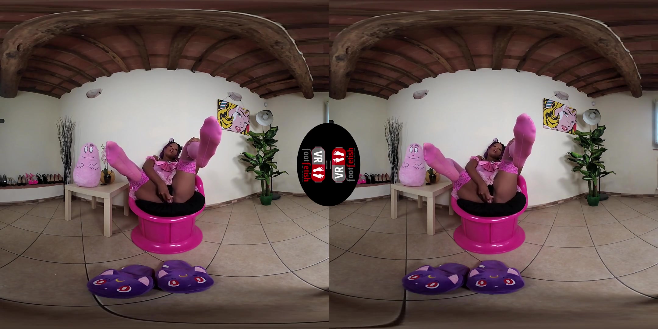 Hot Brunette Janelle Plays With Dildo Dressed In Pink Stockings With Kawaii Slippers; Ebony Babe in Kitty Cosplay Foot Fetish VR