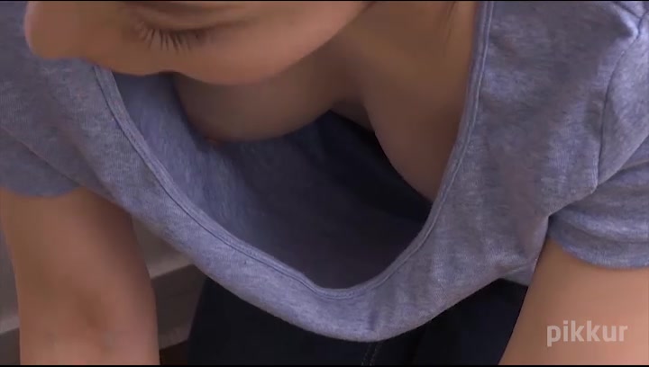 Hasumi Yoshioka Braless Neighbor In The Morning: Hasumi Yoshioka