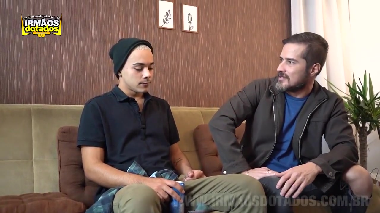 Flexstraight Taylon Soarez Bareback With Big Dicks And Rick Paixao