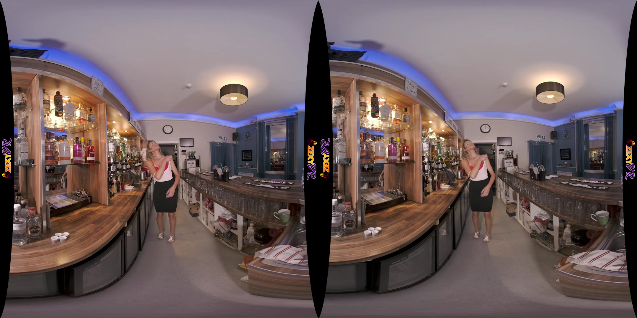 Bar Star featuring Bianca - ZexyVR