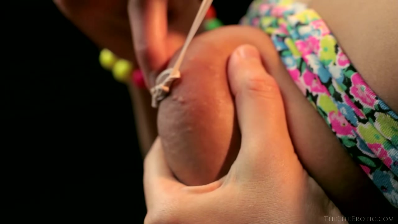 Bubble Gum 2 - Melena A - TheLifeErotic