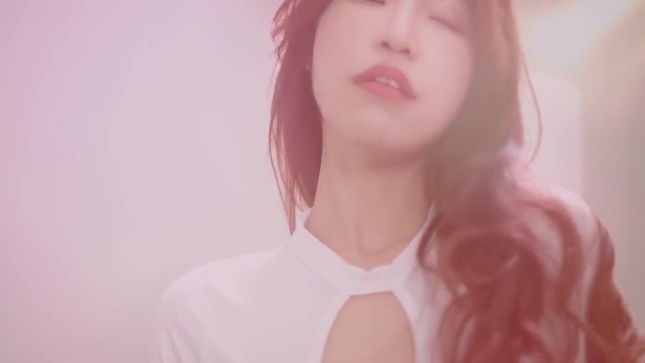 Redhead Asian Secretary 18+