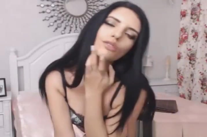 sexy tranny Jerking In Front Of cam