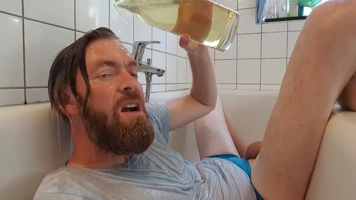 Piss Lover - Fun In Bathroom 02