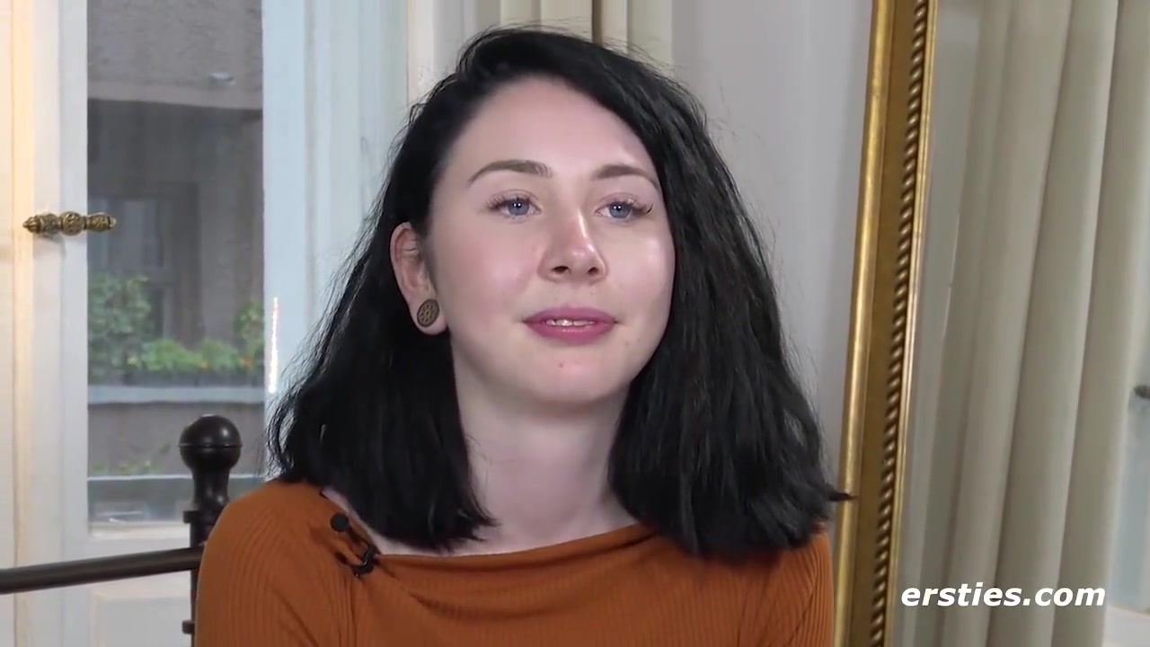 Joan A In Studentin Bringt Ihre Klitoris Zum Vibrieren