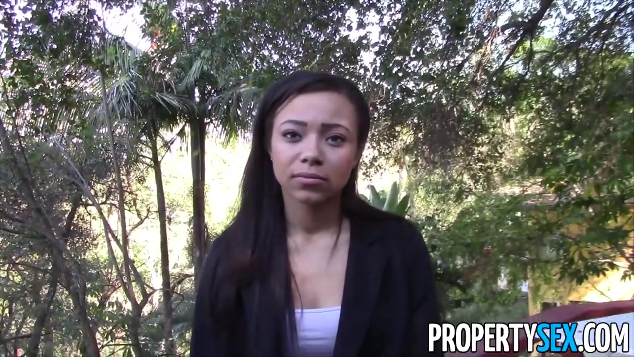PropertySex Rookie Real Estate Agent Fucks at Open House Homemade Sex