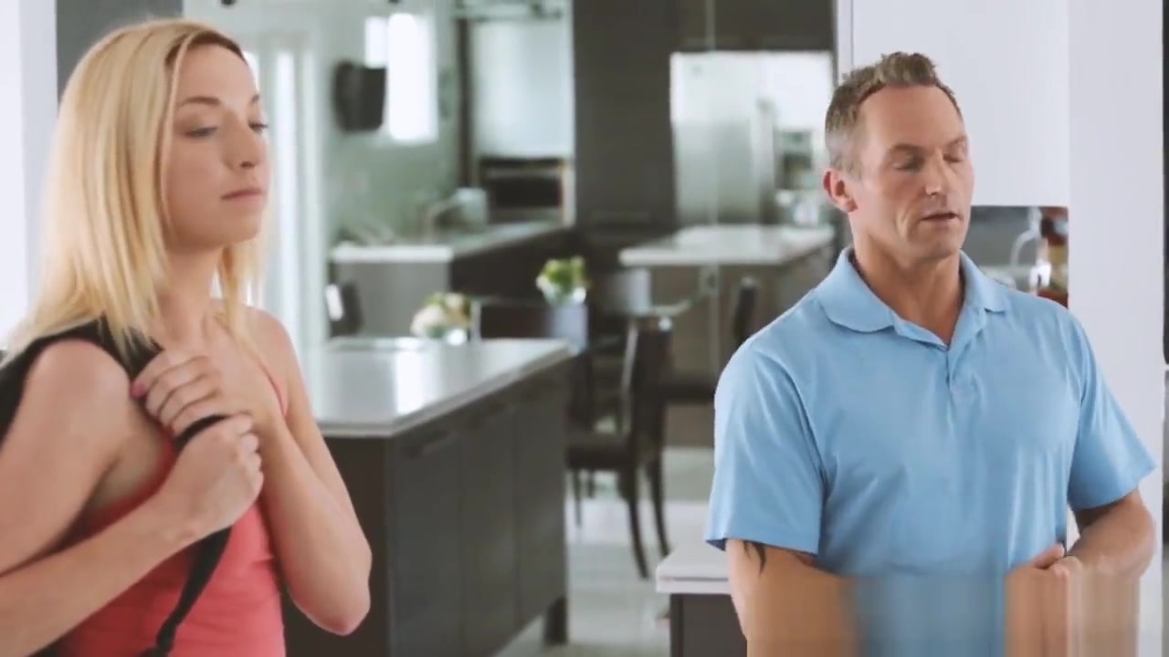 Babysitter gets jizzed