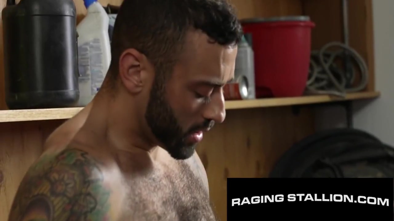 Im Good With Big Tools - Hairy Mechanic Fucks Bearded Jock