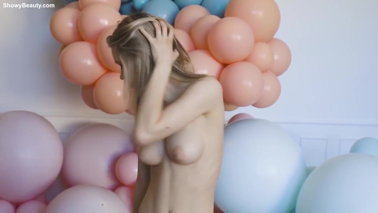 4 Nude Sexy teen 18+ Split (8)