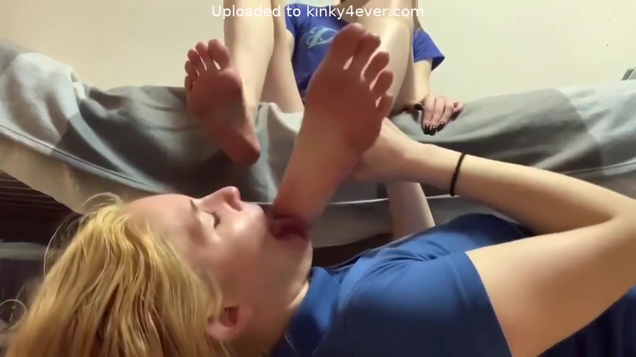 Cute Teen 18+ Gets Her Dirty Feet And Toes Licked By Her Lesbia