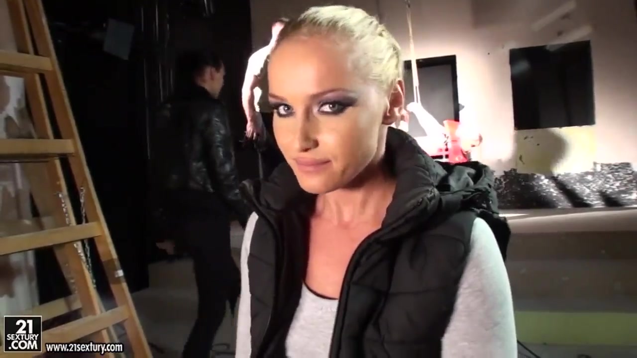 Kathia Nobili - hardcore soul, cougar's temperament in beautiful and sexy shell