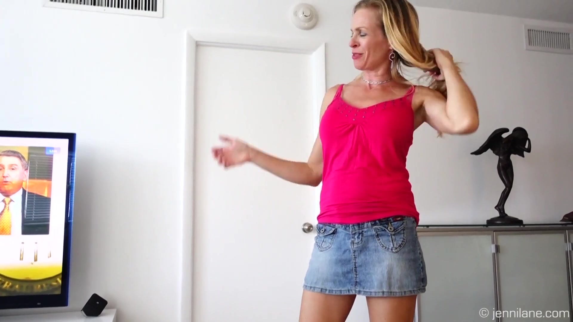 Jennilane Can Think Of Something Better To Do - Sex Movies Featuring Jennilane