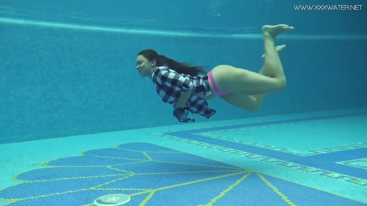 Hungarian Naked Sazan Cheharda Swimming Teasing