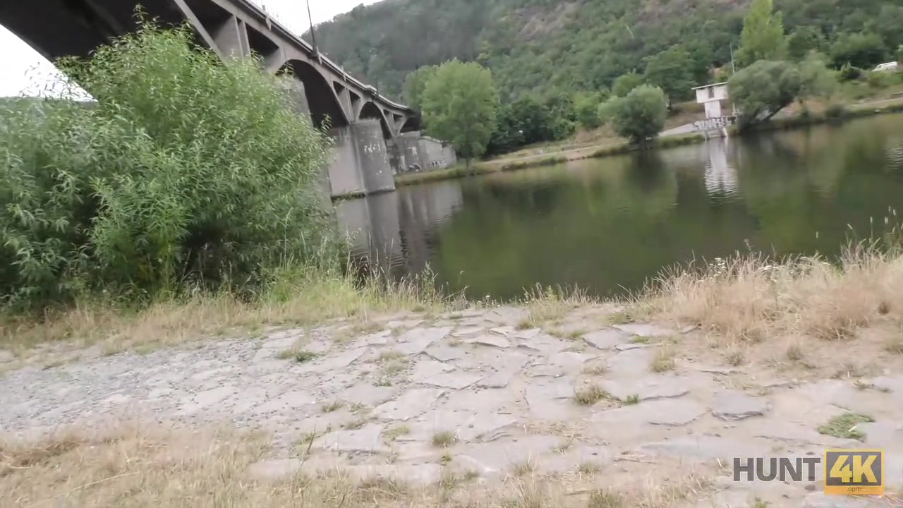 HUNT4K. Pleased cuckold watches girlfriend's outdoor sex with guy